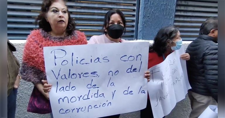 Protestan en la Secretaría de Seguridad Pública Municipal de Querétaro
