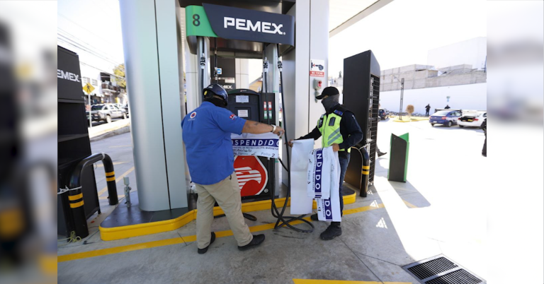 Tras agresión a ciudadanos y periodistas suspenden gasolinera