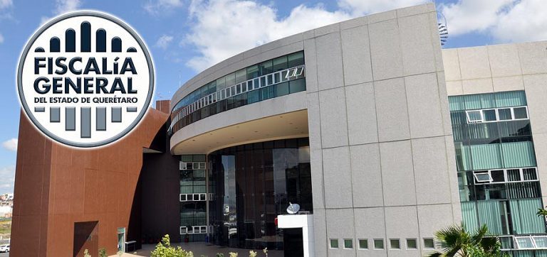 Reportan la detención de 8 policías de Querétaro, señalados de robar cerca de 120 mil pesos