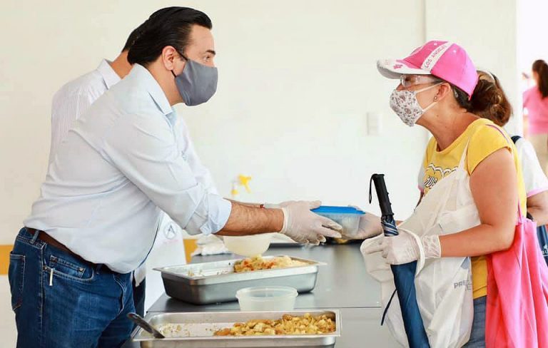Anuncia alcalde de Querétaro que dio positivo a Covid-19