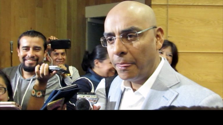 Llama Marcos Aguilar a trabajar con Gilberto Herrera a favor de los queretanos
