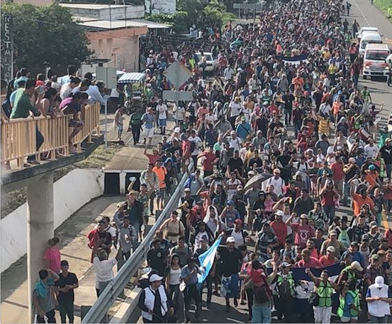 Infórmate cómo apoyar a migrantes que transitarán por Queretaro