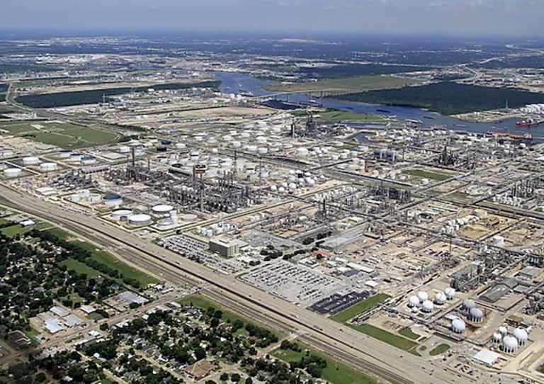 Nueva refinería se suma a Dos Bocas, ¿Acierto o error?