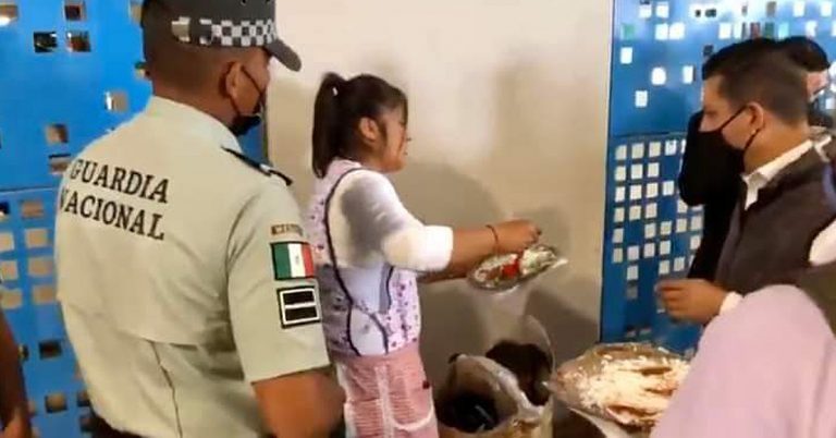¿Cómo? ¿tlayudas en el aeropuerto?
